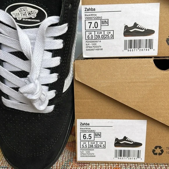 Vans Men’s ZahbaBlack/WhiteVN0007QQBA2Sneakers
